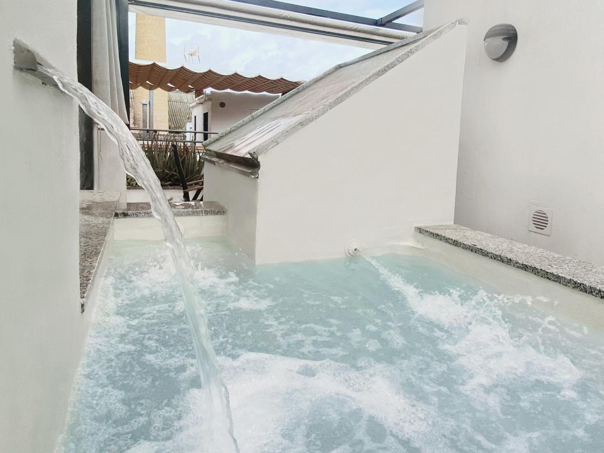 Alohamundi San Marcos Apartment Seville Luaran gambar